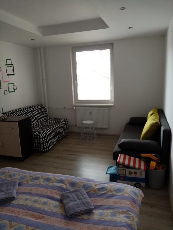 Apartman Aneta Κάρλοβι Βάρι Εξωτερικό φωτογραφία