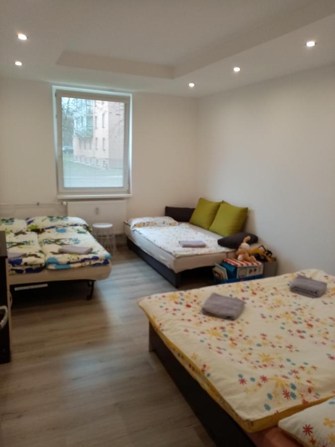 Apartman Aneta Κάρλοβι Βάρι Εξωτερικό φωτογραφία