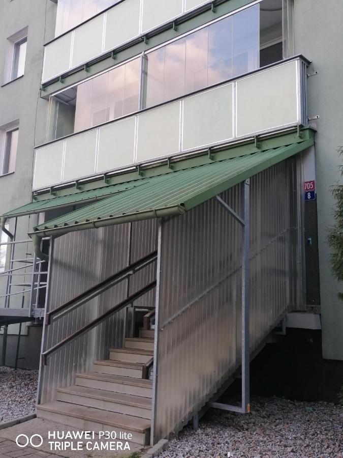 Apartman Aneta Κάρλοβι Βάρι Εξωτερικό φωτογραφία